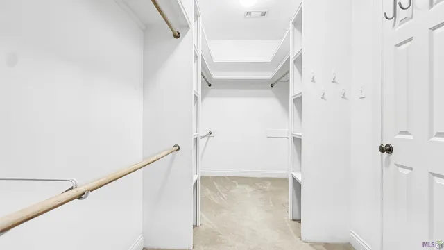 $450,000 | 13583 Lakeway Drive, Prairieville, LA 70769