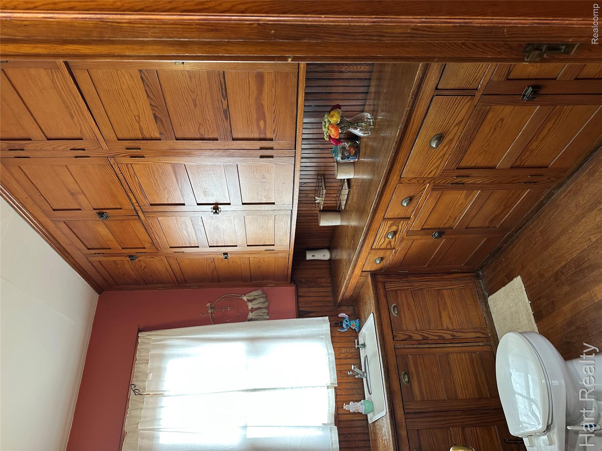 1083 South Van Buren Road Reese, MI 48757 - Photo 26 of 33 Original butlers pantry turned half bath