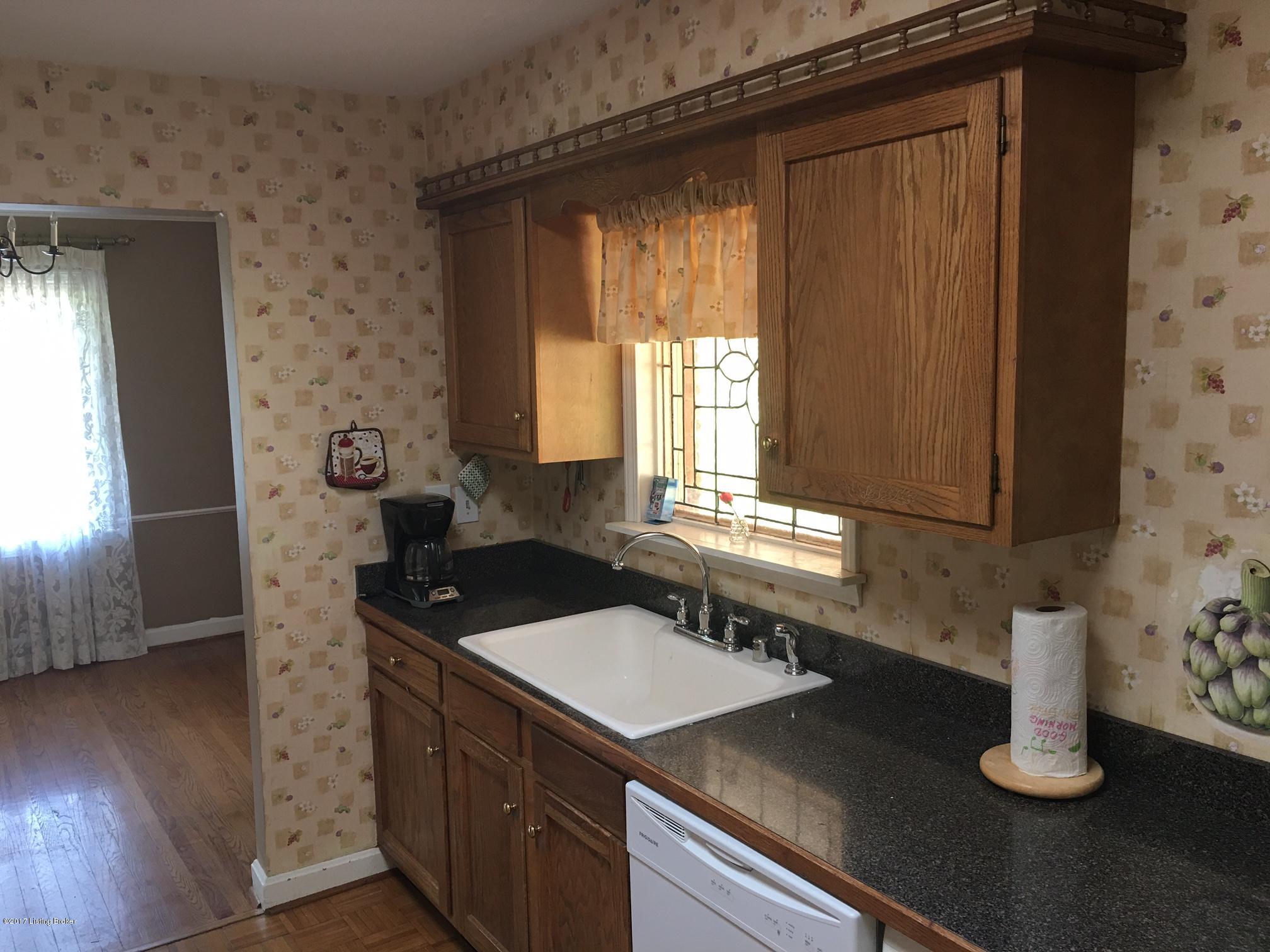 1859 Lynn Lea Road Louisville, KY 40216 - Photo 21 of 21 IMG_0512