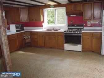 75 Hill Road Allentown, NJ 08501 - Photo 3 of 10 Gallery Image 3