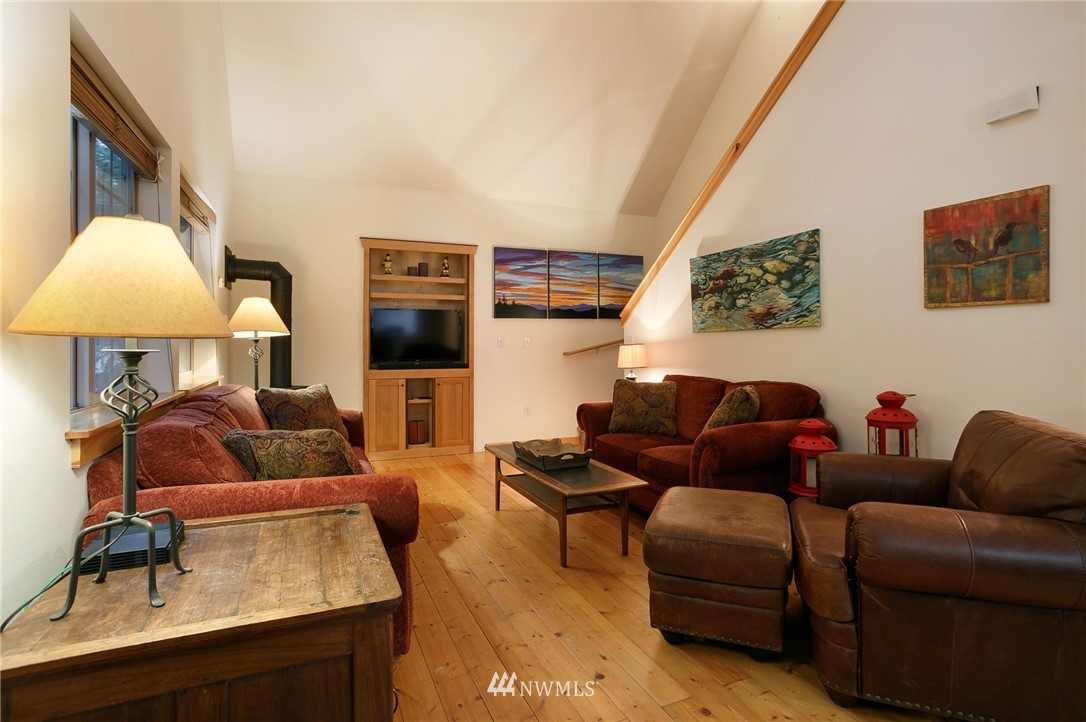 11078 Alpine Road Glacier, WA 98244 - Photo 12 of 25 Gallery Image 12