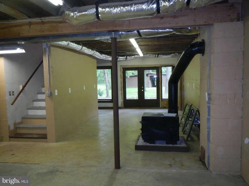 11157 Millbank Road King George, VA 22485 - Photo 19 of 30 Basement