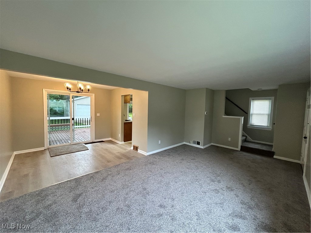 4514 Lilac Road Cleveland, OH 44121 - Photo 8 of 17
