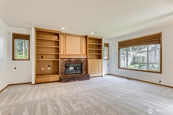 $5,950 | 9812 173rd Court Northeast, Redmond, WA 98052