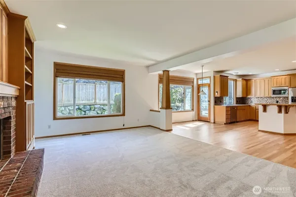 $5,950 | 9812 173rd Court Northeast, Redmond, WA 98052