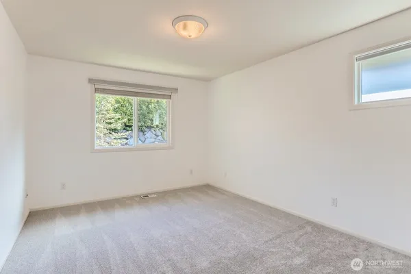$5,950 | 9812 173rd Court Northeast, Redmond, WA 98052