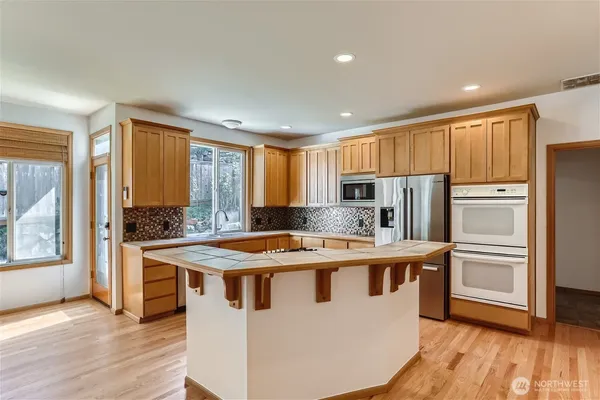 $5,950 | 9812 173rd Court Northeast, Redmond, WA 98052