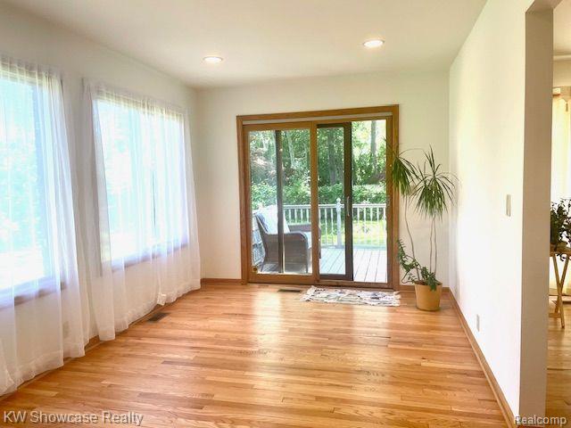 3005 East Commerce Road Commerce Township, MI 48382 - Photo 17 of 39 Gallery Image 17
