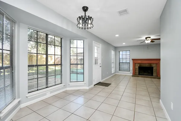 $2,150 | 3507 Timothy Lane, Richmond, TX 77406