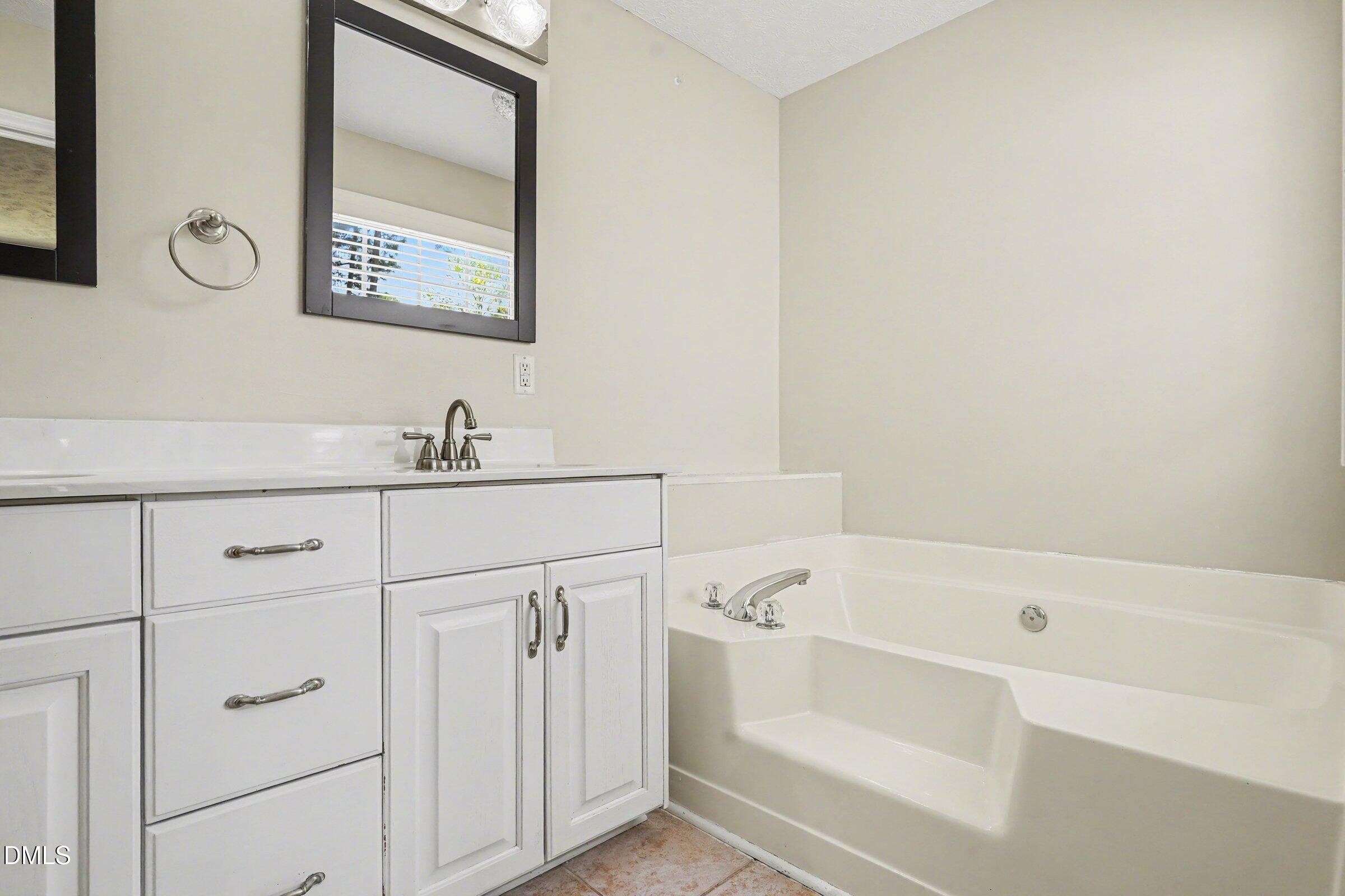 157 Chesapeake Road Cameron, NC 28326 - Photo 29 of 37 023_file_2270