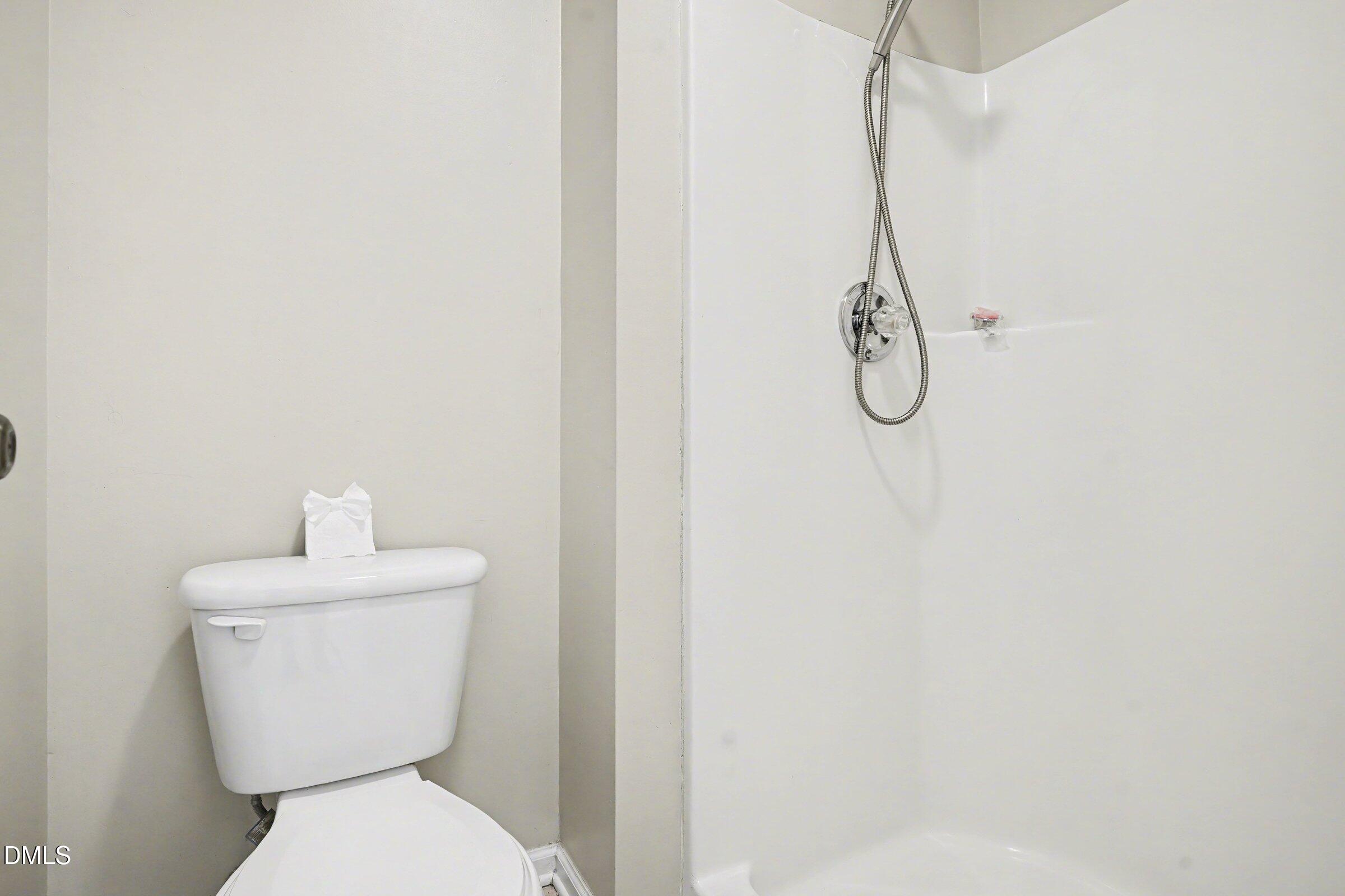 157 Chesapeake Road Cameron, NC 28326 - Photo 32 of 37 026_file_8818