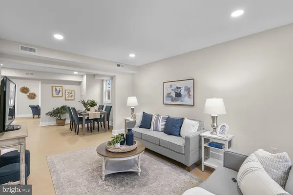 $650,000 | 10 West Kingston Park Lane, Middle River, MD 21220