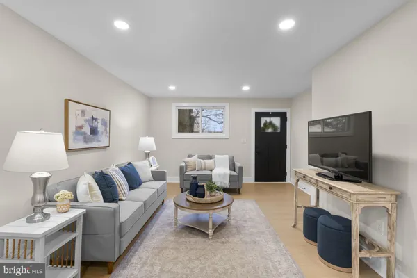 $650,000 | 10 West Kingston Park Lane, Middle River, MD 21220