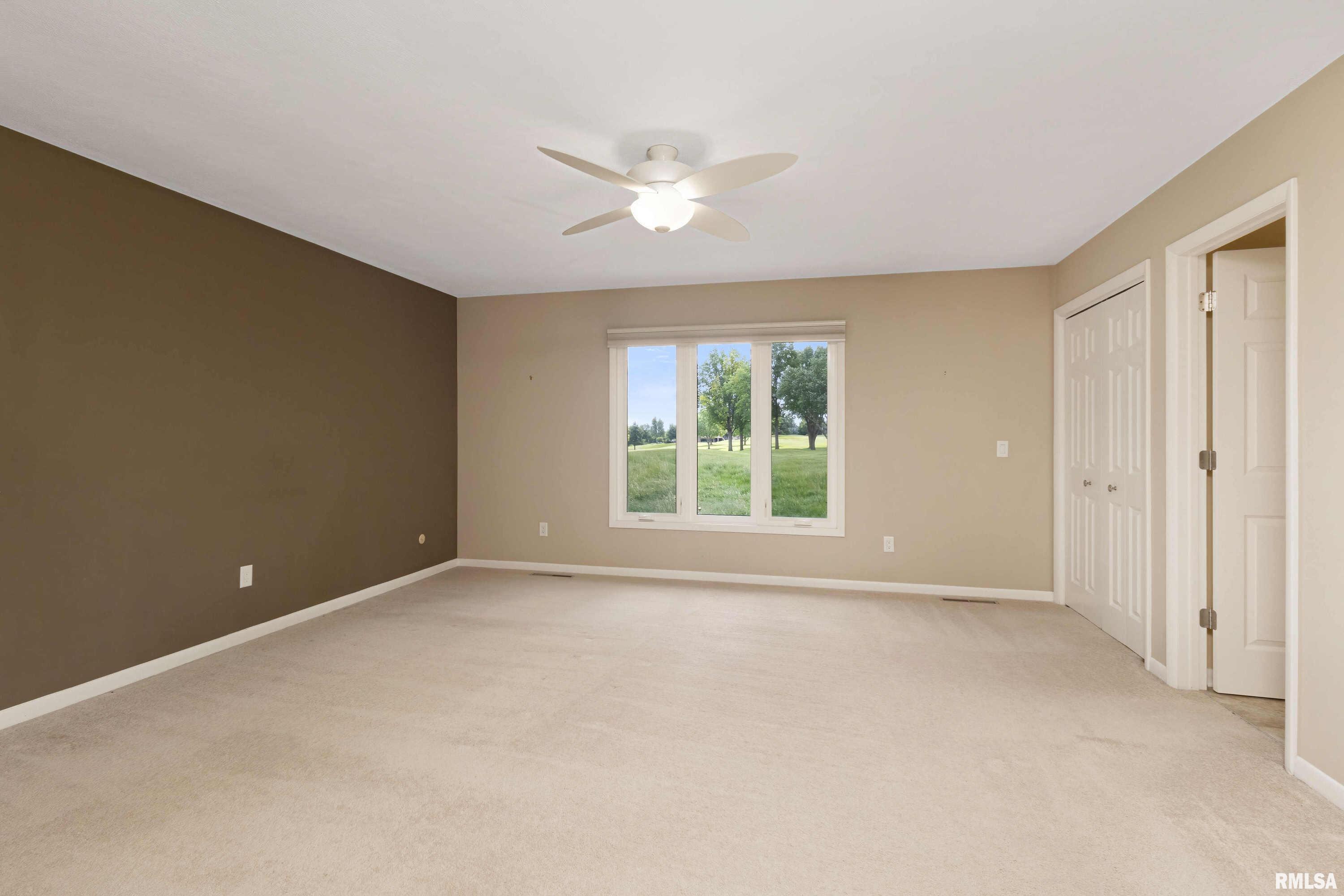 6401 Utica Ridge Road, Unit 18 Davenport, IA 52807 - Photo 23 of 49 Gallery Image 23