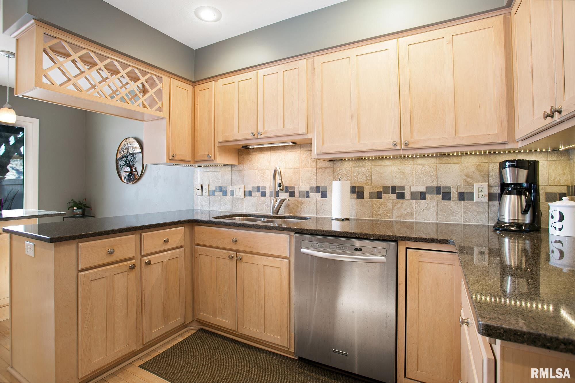 6401 Utica Ridge Road, Unit 18 Davenport, IA 52807 - Photo 43 of 49 Gallery Image 43