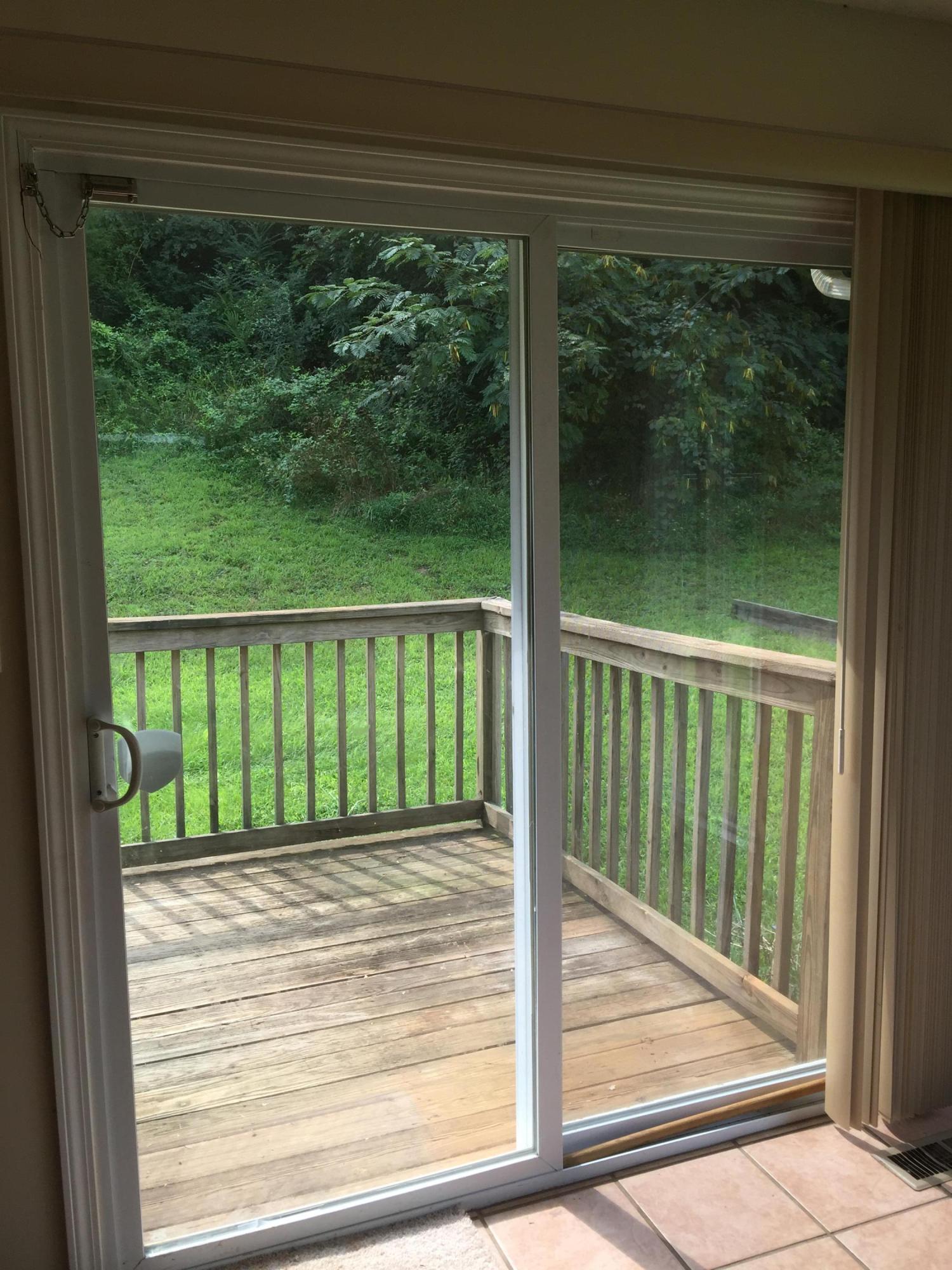 204 Den Lane Heiskell, TN 37754 - Photo 15 of 40 Sliding Glass Door