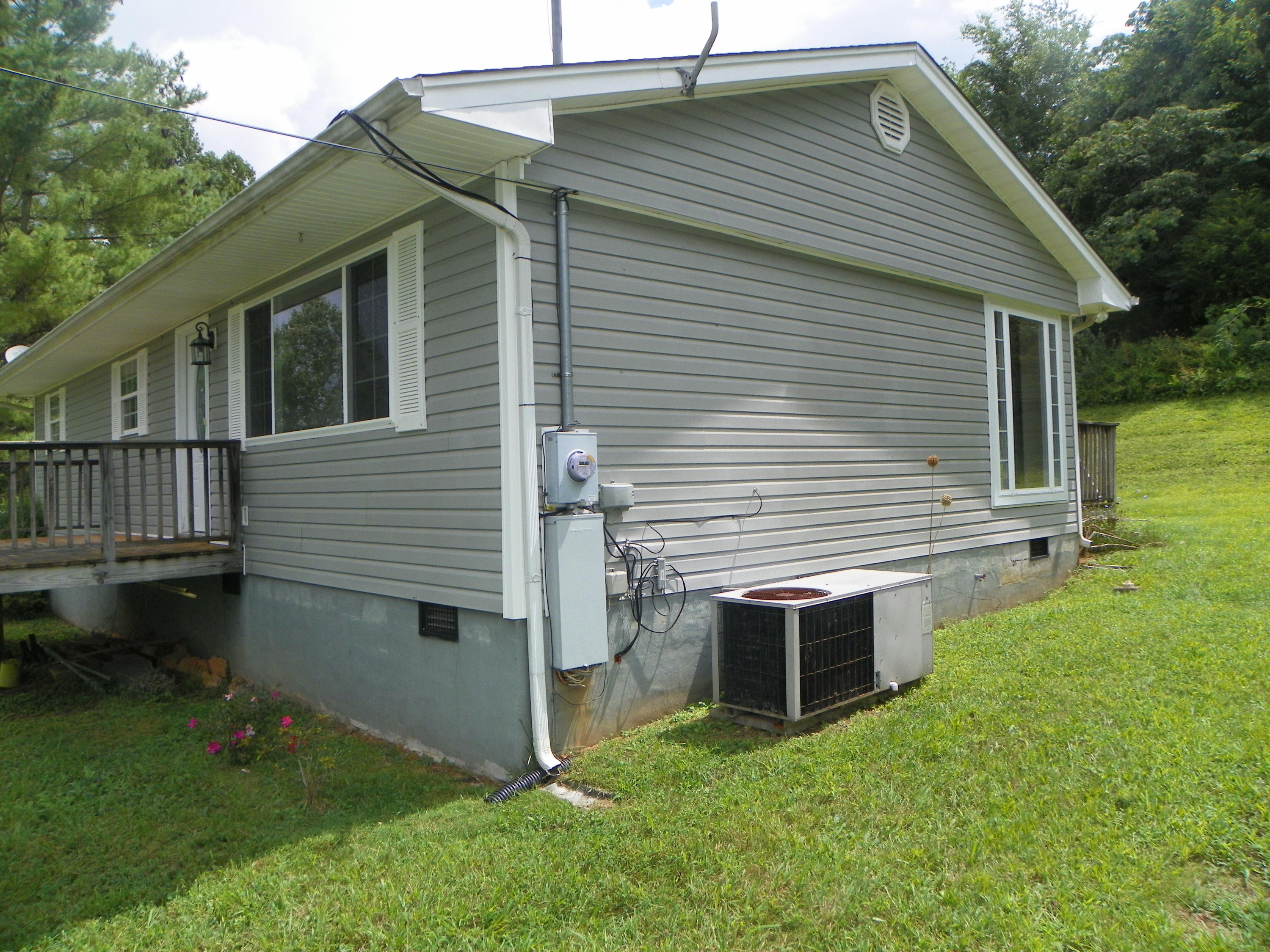 204 Den Lane Heiskell, TN 37754 - Photo 29 of 40 End