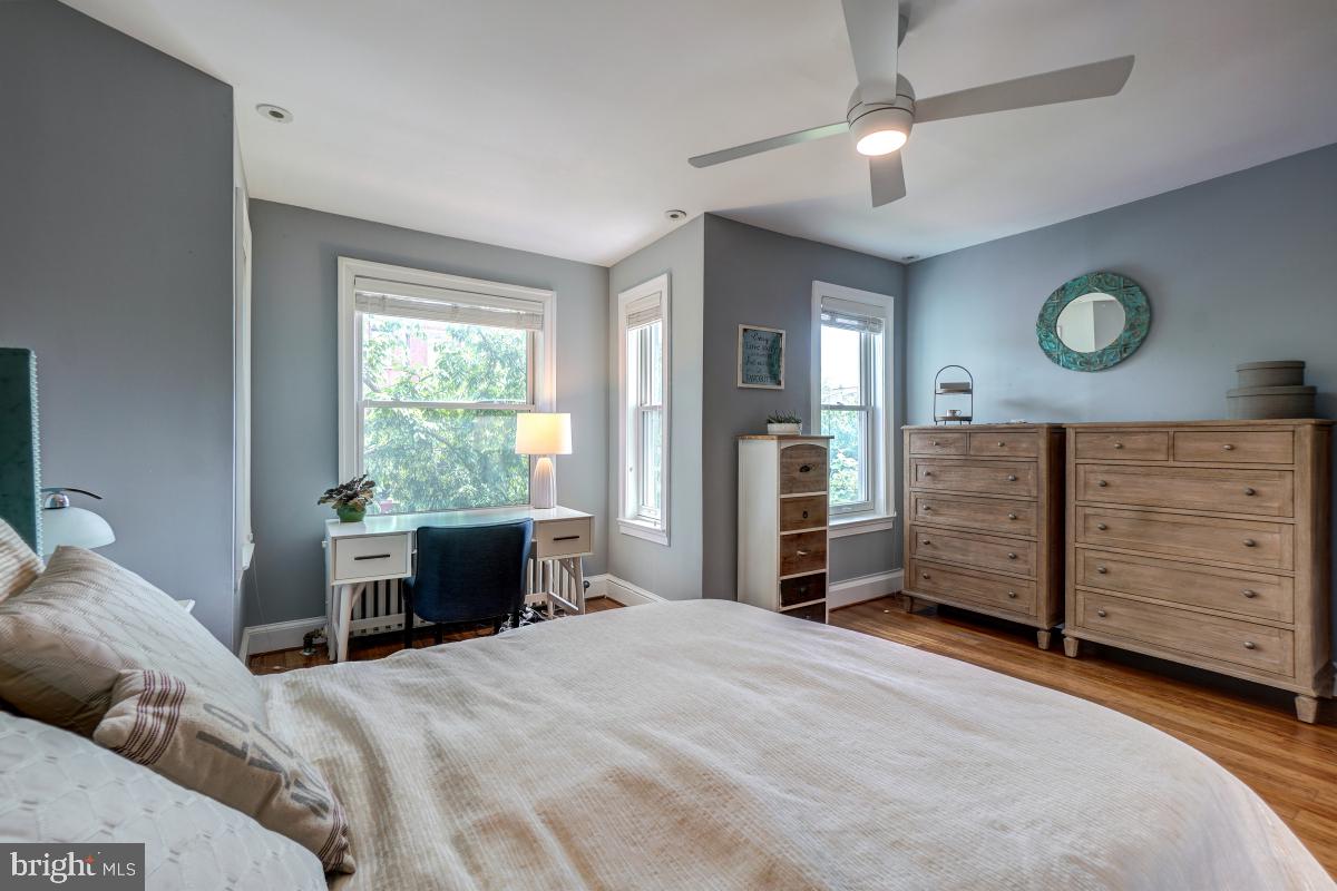 709 7th Street Southeast Washington, DC 20003 - Photo 12 of 31