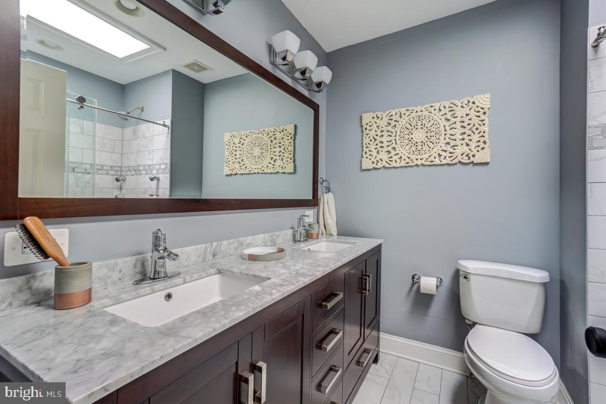 709 7th Street Southeast Washington, DC 20003 - Photo 14 of 31