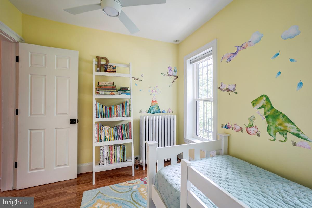 709 7th Street Southeast Washington, DC 20003 - Photo 20 of 31