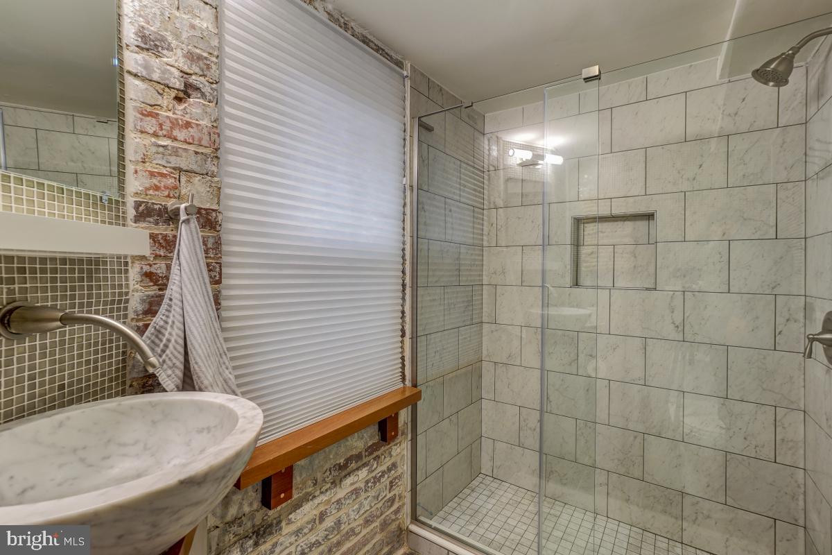 709 7th Street Southeast Washington, DC 20003 - Photo 25 of 31