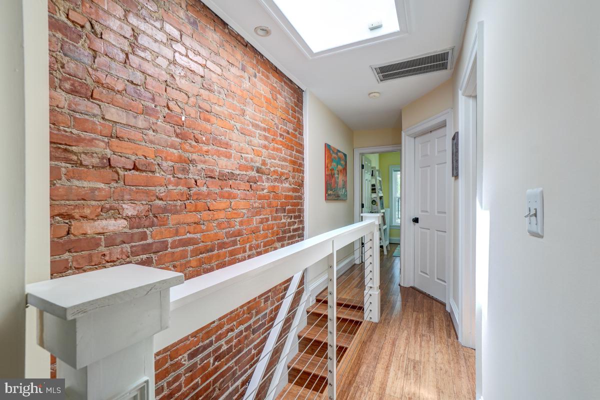 709 7th Street Southeast Washington, DC 20003 - Photo 10 of 31