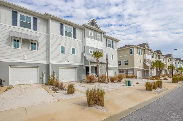 $2,800 | 14306 Beach Heather Court, Pensacola, FL 32507