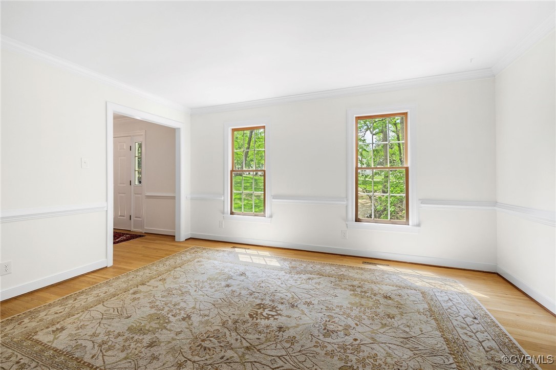 3001 Winterfield Road Midlothian, VA 23113 - Photo 21 of 50 an empty room with windows