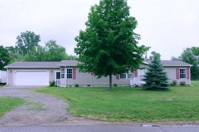 912 Constantine Street Three Rivers, MI 49093 - Photo 2 of 17 Additional Photo