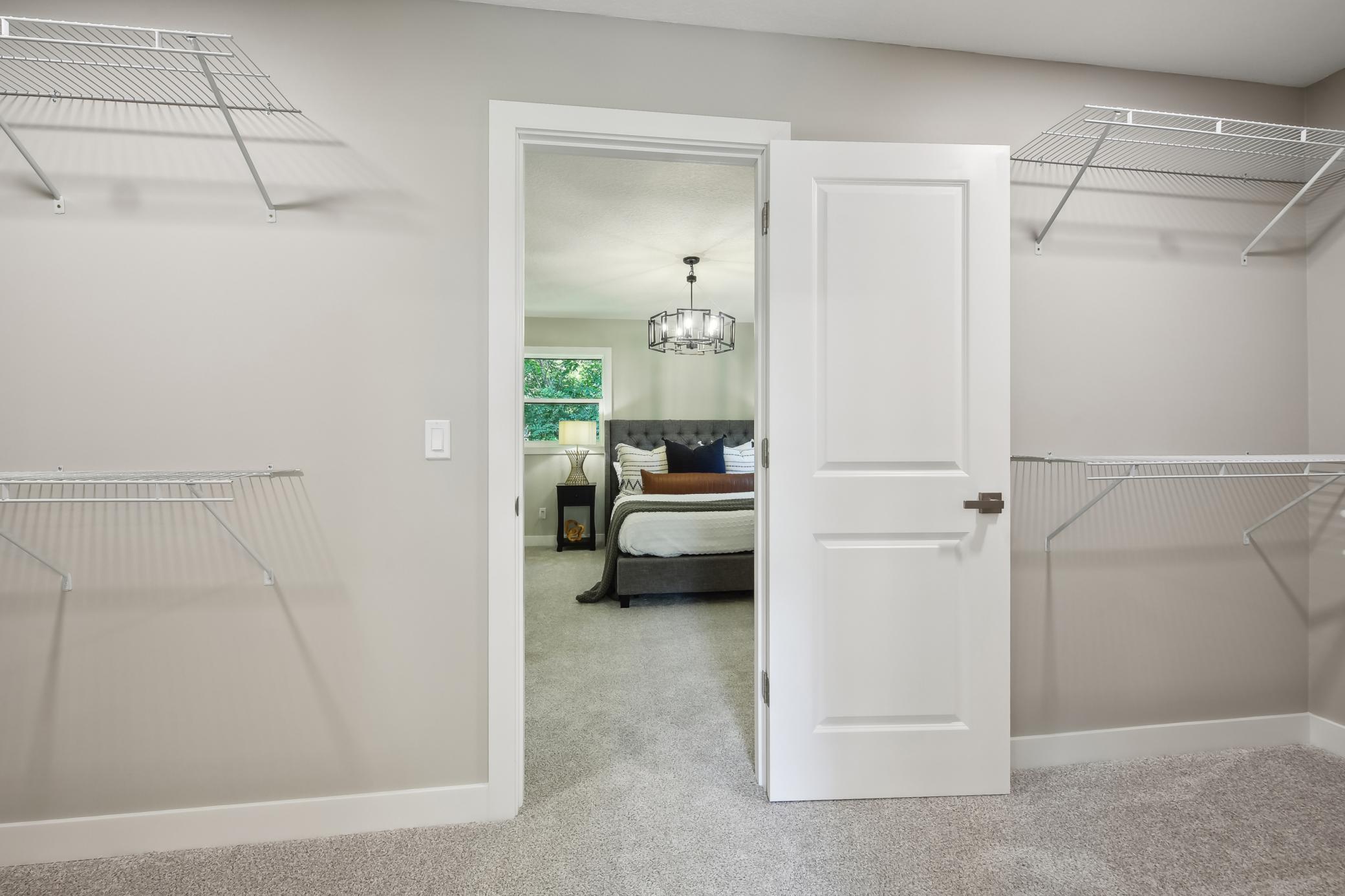 6860 Rosemary Road Eden Prairie, MN 55346 - Photo 13 of 33