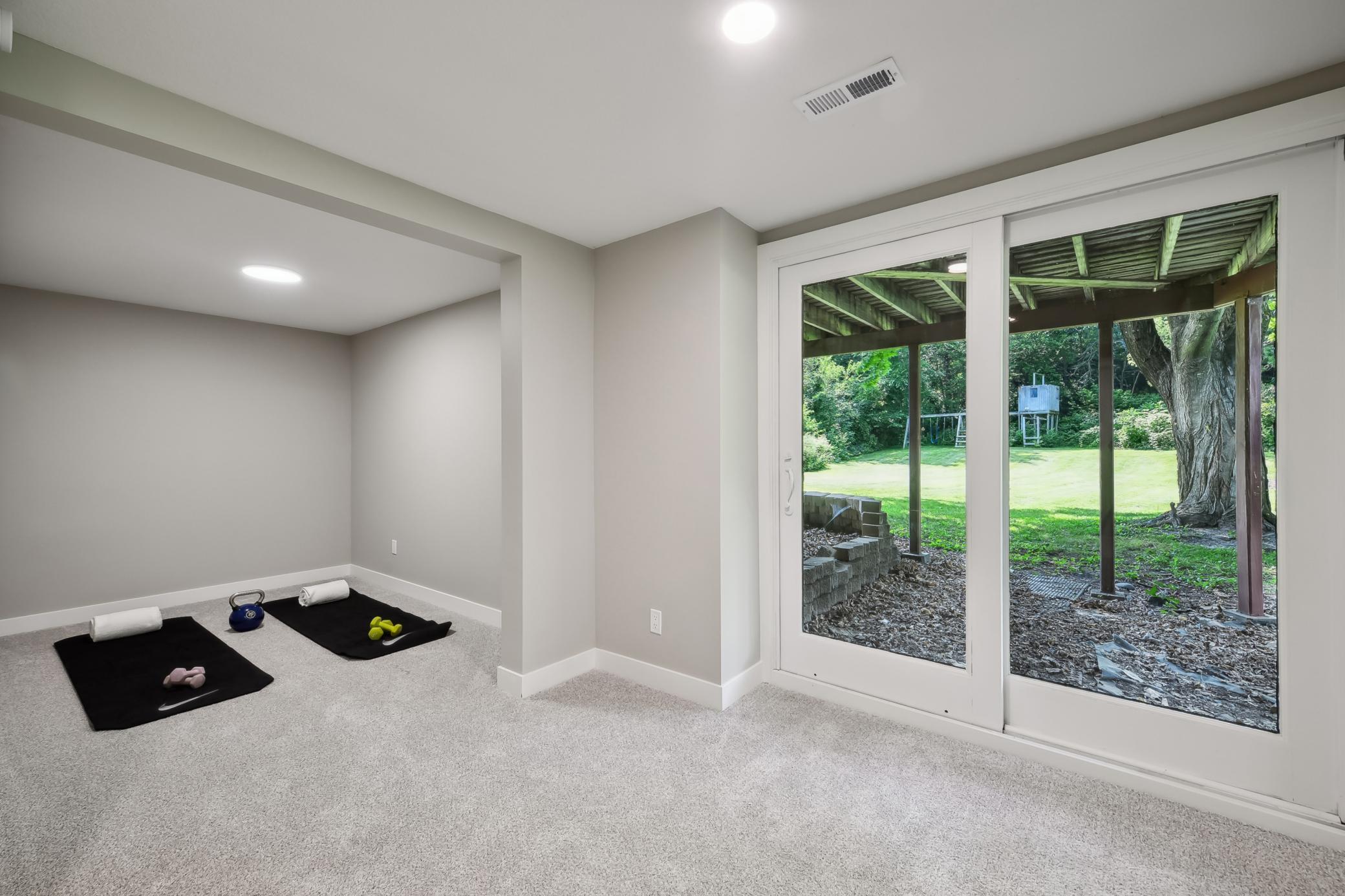 6860 Rosemary Road Eden Prairie, MN 55346 - Photo 25 of 33