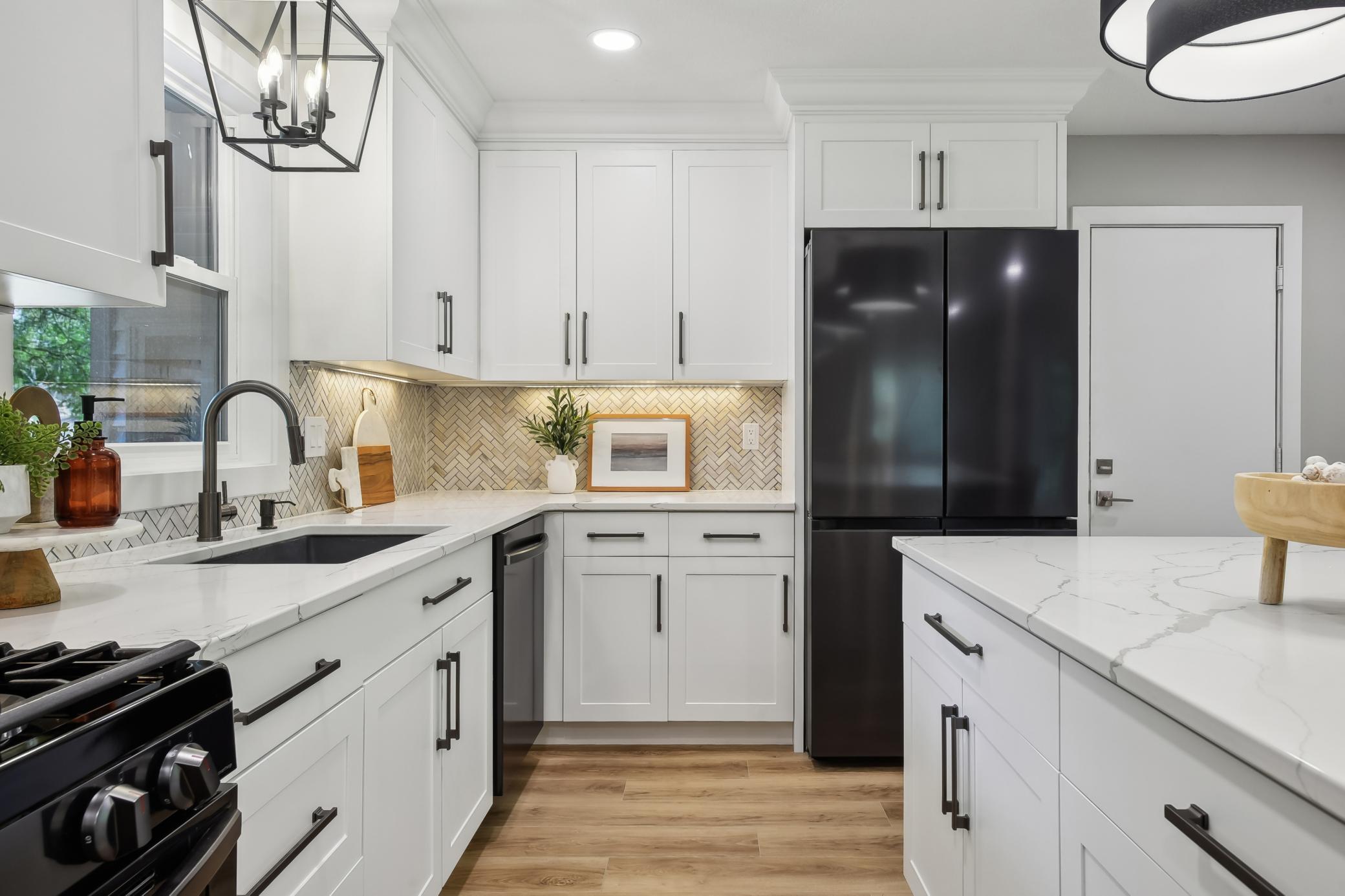 6860 Rosemary Road Eden Prairie, MN 55346 - Photo 7 of 33