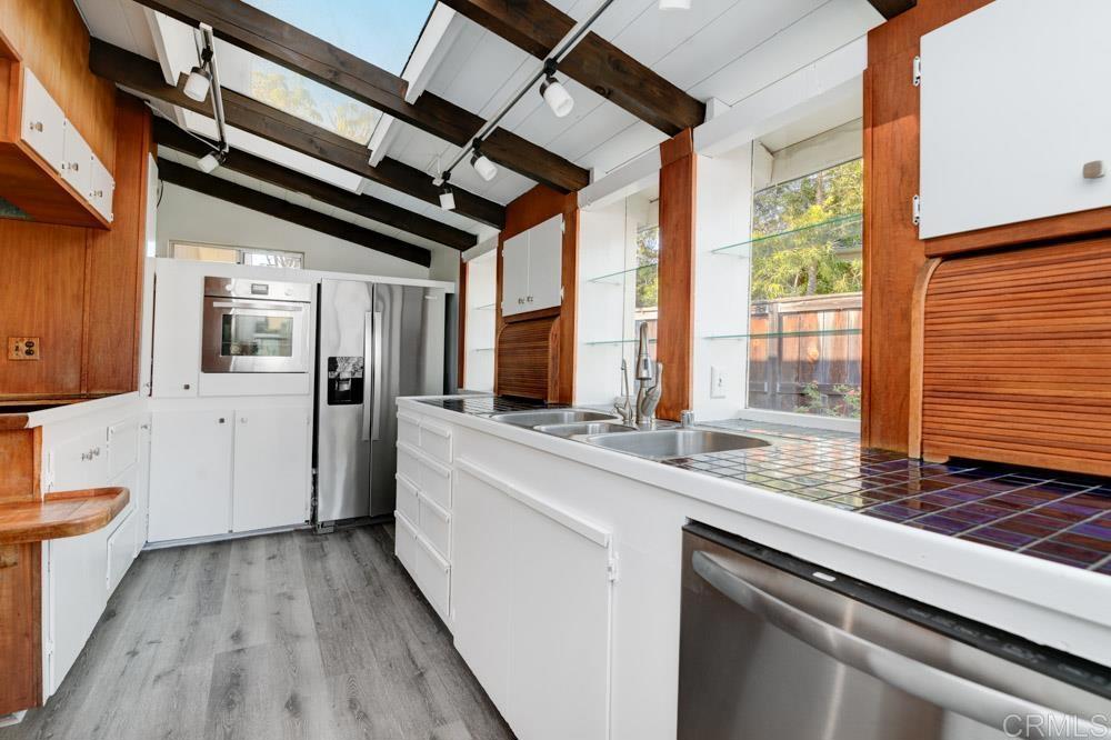 744 East Solana Circle Solana Beach, CA 92075 - Photo 9 of 31