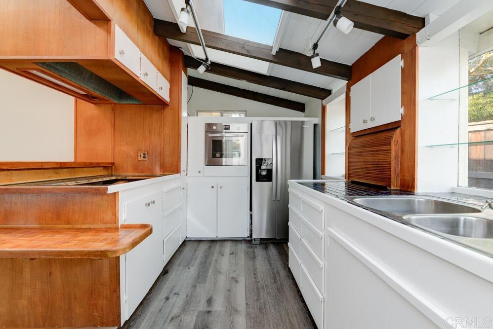 744 East Solana Circle Solana Beach, CA 92075 - Photo 10 of 31