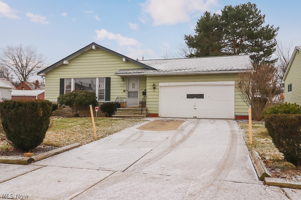 4418 Urban Road Cleveland, OH 44121 - Photo 1 of 35 Gallery Image 1