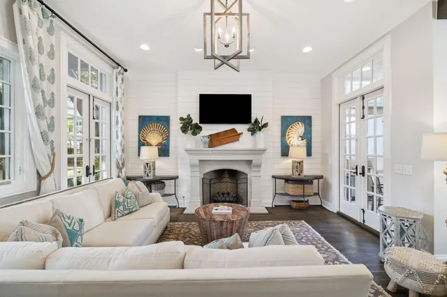 $3,195,000 | 21 Hamilton Lane, Rosemary Beach, FL 32461