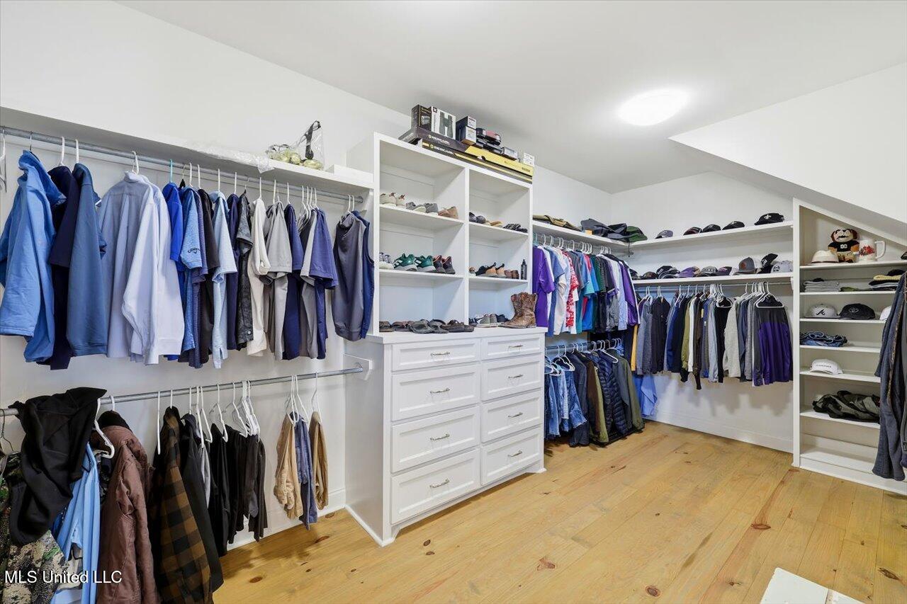 127 Crossview Place Brandon, MS 39047 - Photo 33 of 94 31-127 Crossview Pl _ Home Tours MS