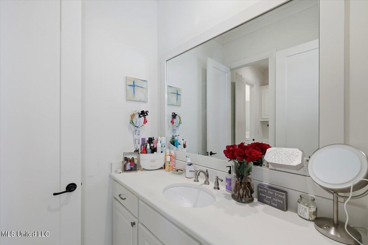 127 Crossview Place Brandon, MS 39047 - Photo 39 of 94 37-127 Crossview Pl _ Home Tours MS