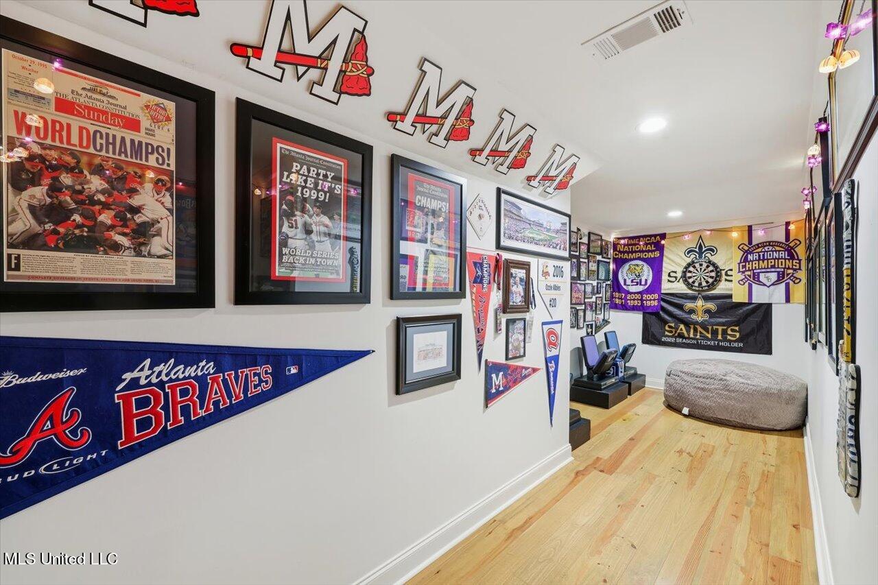 127 Crossview Place Brandon, MS 39047 - Photo 44 of 94 42-127 Crossview Pl _ Home Tours MS