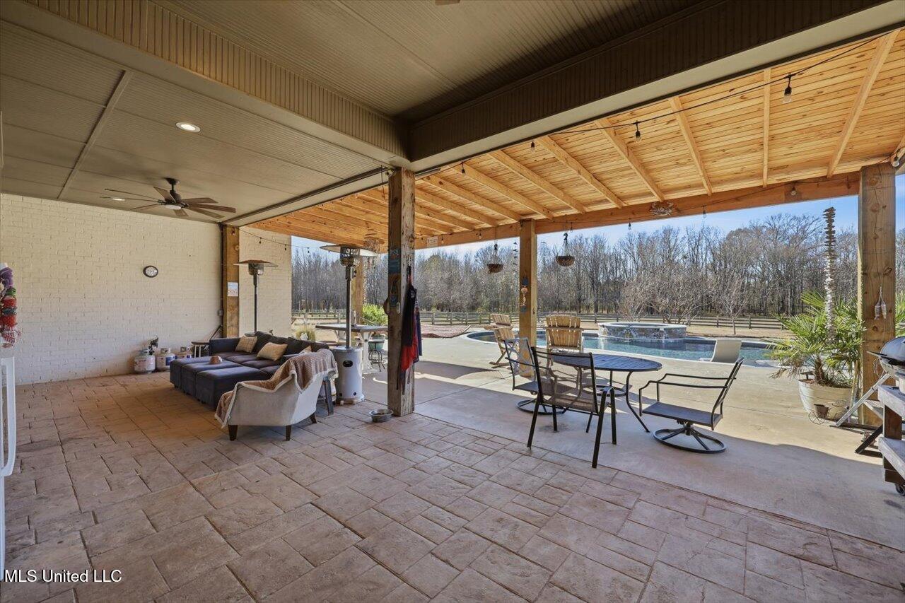 127 Crossview Place Brandon, MS 39047 - Photo 48 of 94 46-127 Crossview Pl _ Home Tours MS