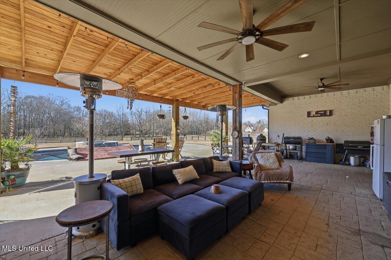 127 Crossview Place Brandon, MS 39047 - Photo 49 of 94 47-127 Crossview Pl _ Home Tours MS