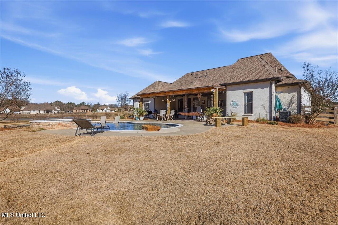 127 Crossview Place Brandon, MS 39047 - Photo 55 of 94 53-127 Crossview Pl _ Home Tours MS