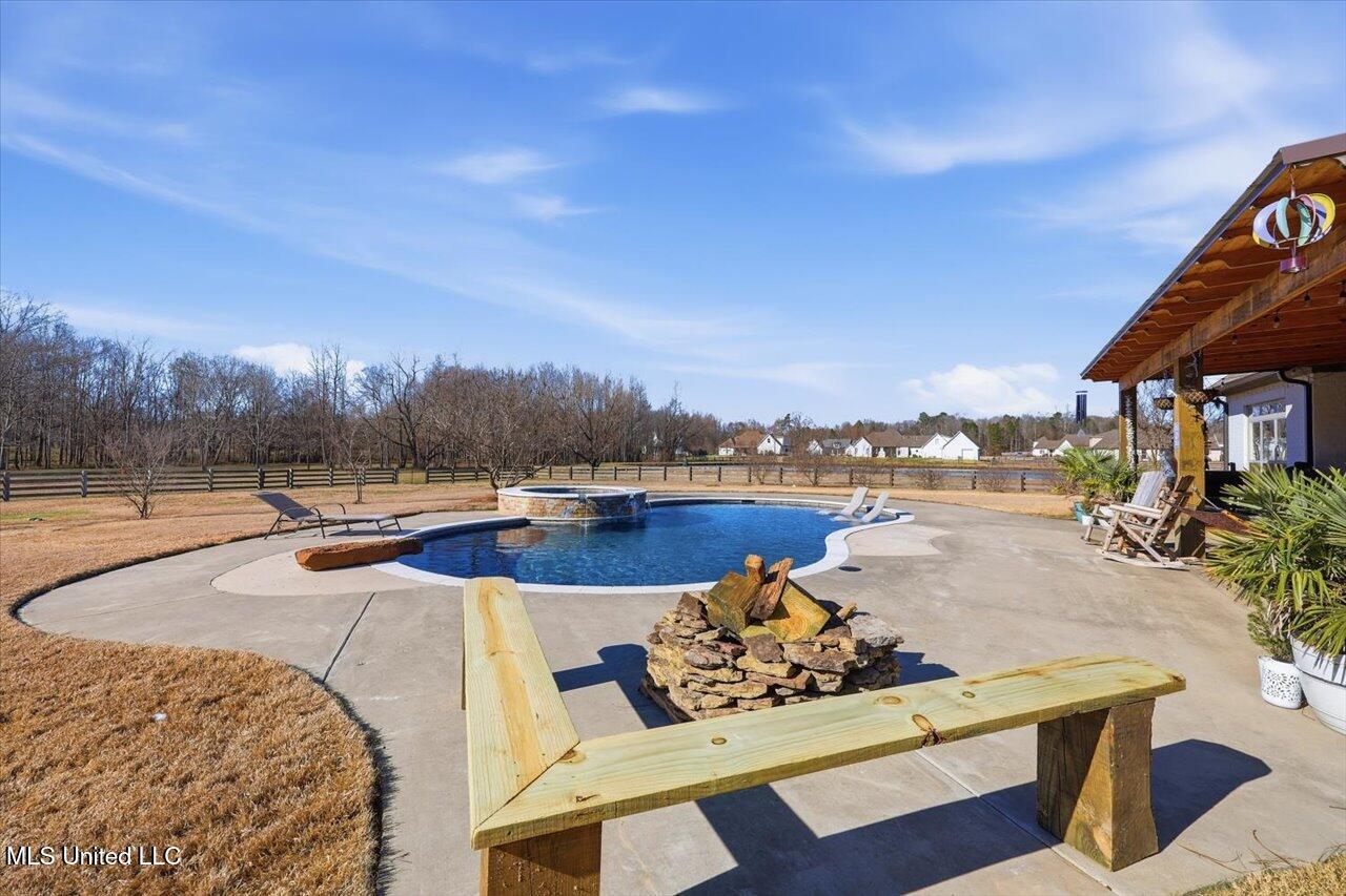 127 Crossview Place Brandon, MS 39047 - Photo 56 of 94 54-127 Crossview Pl _ Home Tours MS