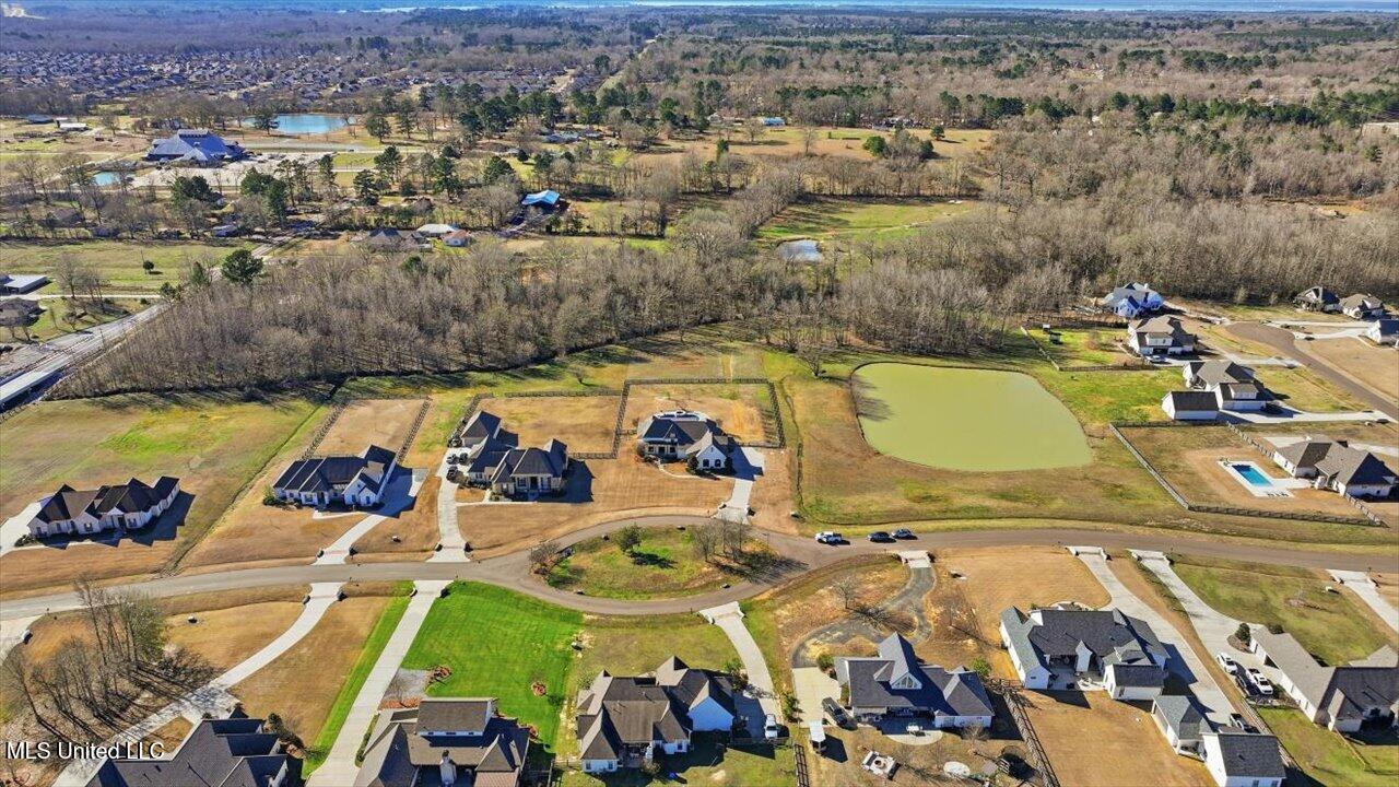 127 Crossview Place Brandon, MS 39047 - Photo 59 of 94 57-127 Crossview Pl _ Home Tours MS