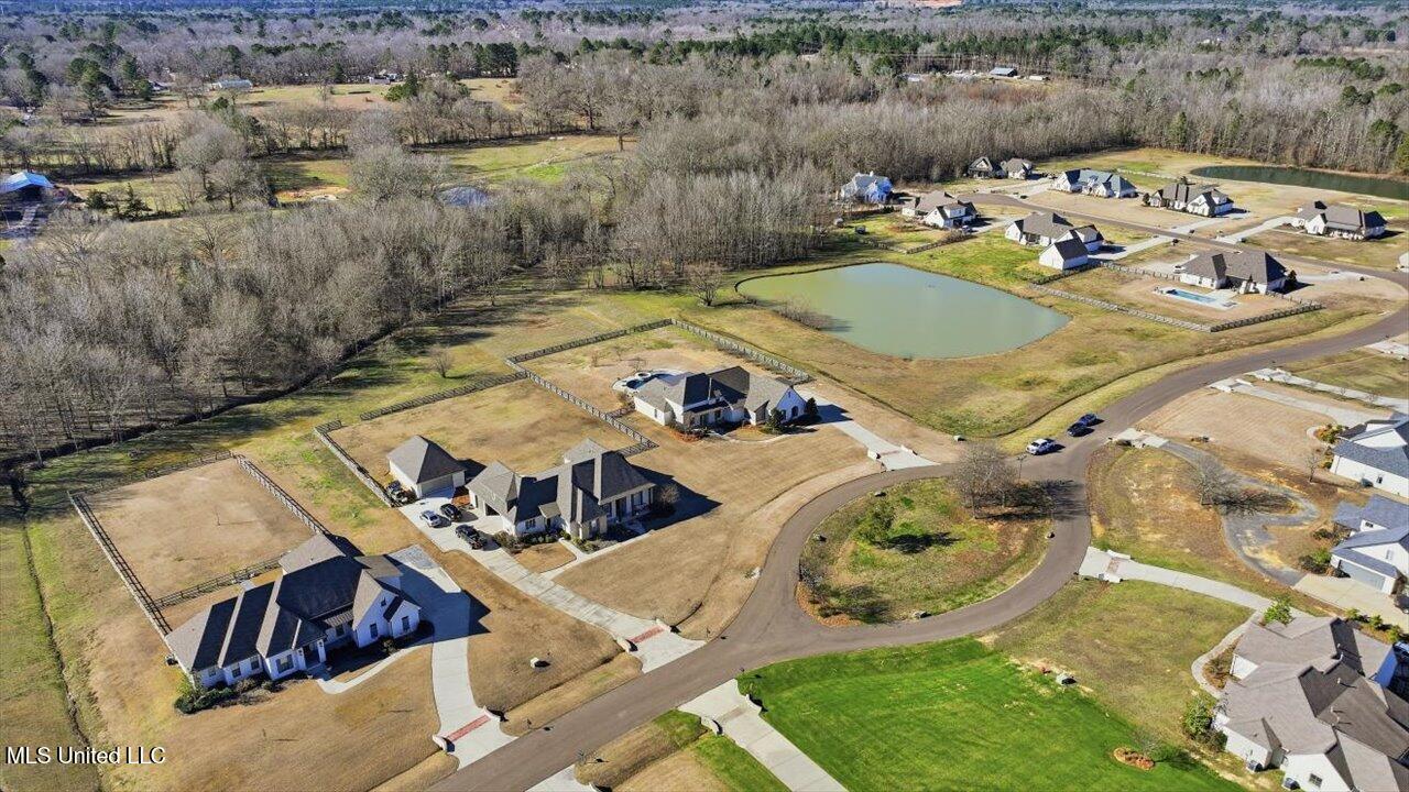 127 Crossview Place Brandon, MS 39047 - Photo 63 of 94 61-127 Crossview Pl _ Home Tours MS