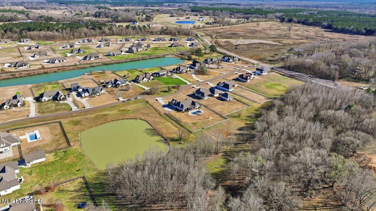 127 Crossview Place Brandon, MS 39047 - Photo 76 of 94 75-127 Crossview Pl _ Home Tours MS