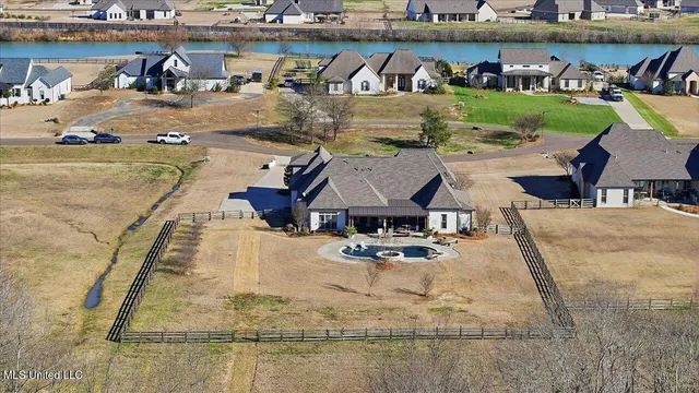 $879,900 | 127 Crossview Place, Brandon, MS 39047