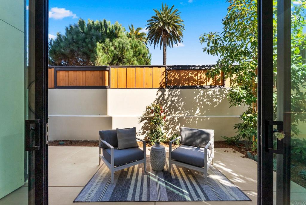 2670 Roosevelt Street Carlsbad, CA 92008 - Photo 18 of 41