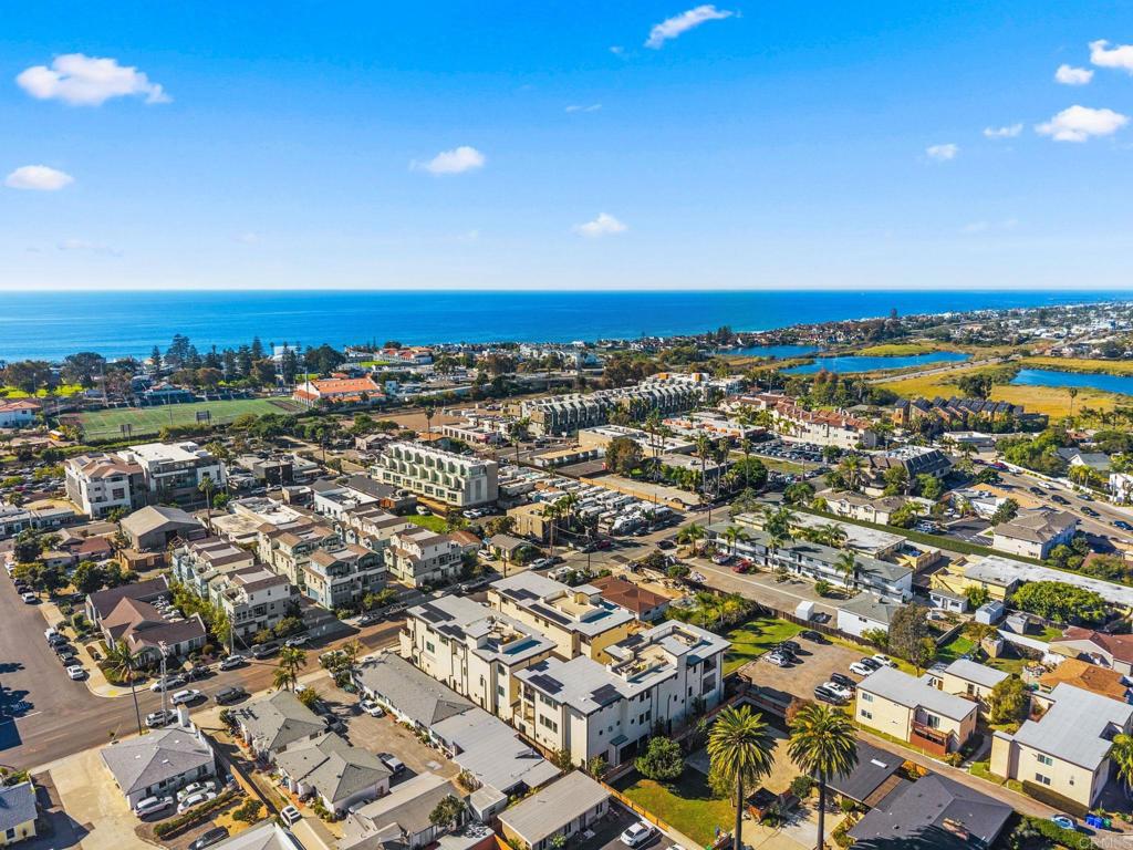 2670 Roosevelt Street Carlsbad, CA 92008 - Photo 33 of 41