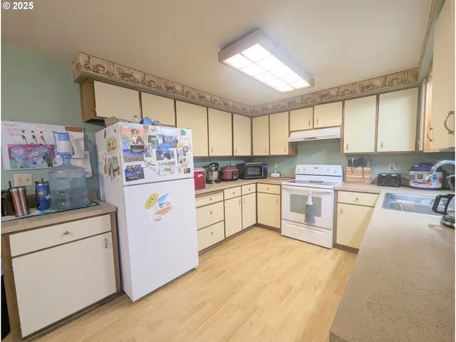 $850,000 | 71564 Palmer Junction Road, Elgin, OR 97827